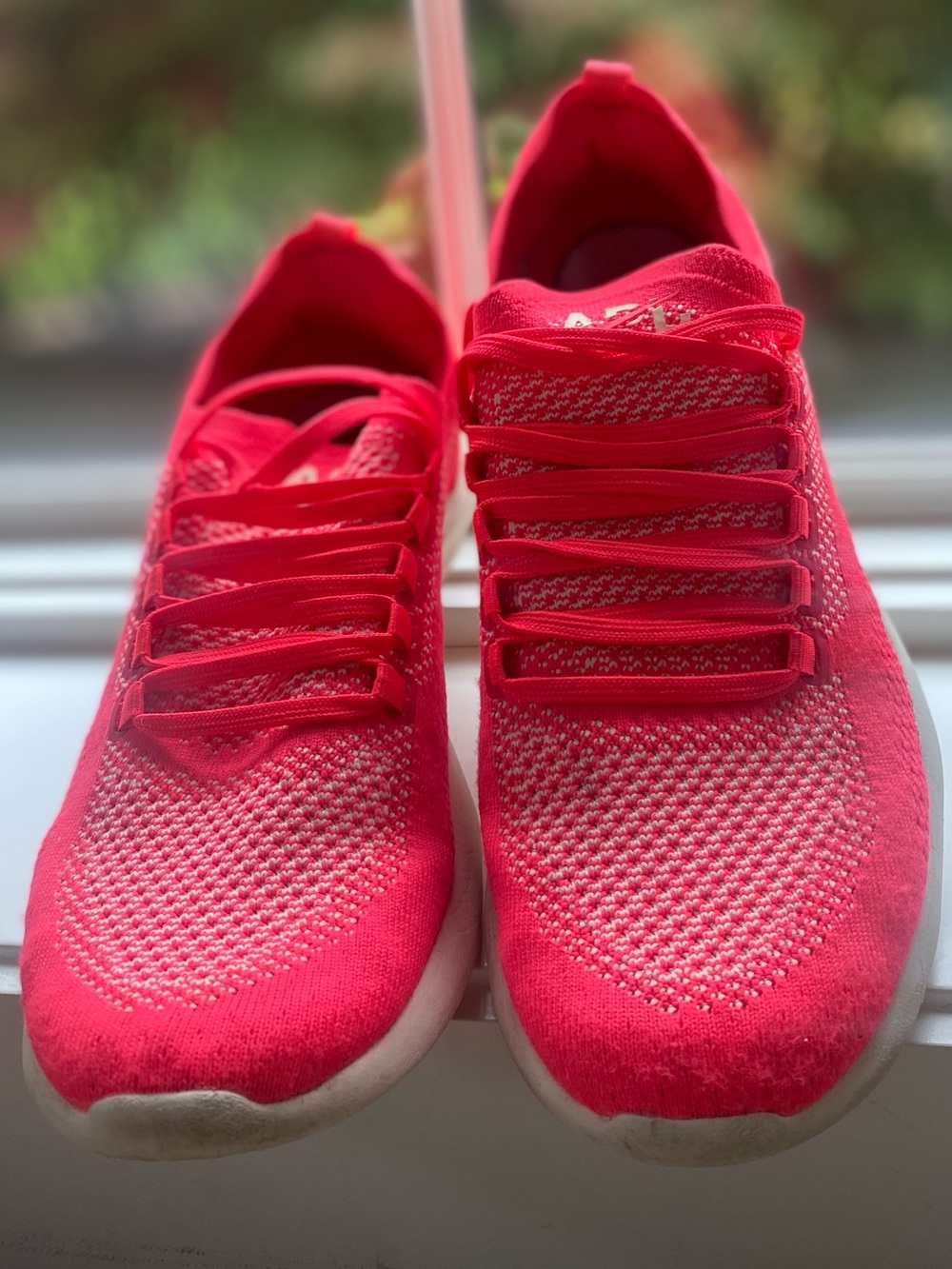 APL Neon Shoes Womens 9.5